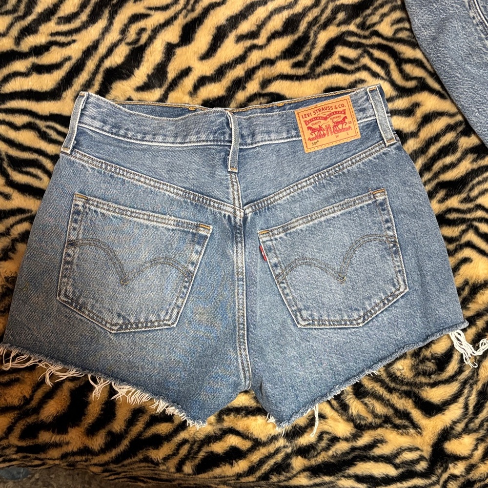 Levis 501 Jean shorts